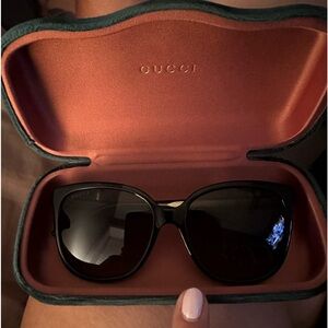 Authentic GUCCI oversized sun glasses